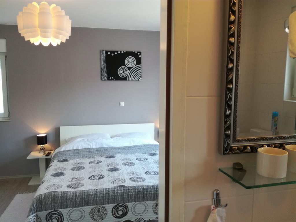 Guest House Dragic - Anex ซาดาร์ ภายนอก รูปภาพ
